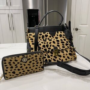 TORY BURCH FUR SHOULDER BAG & WALLET SET